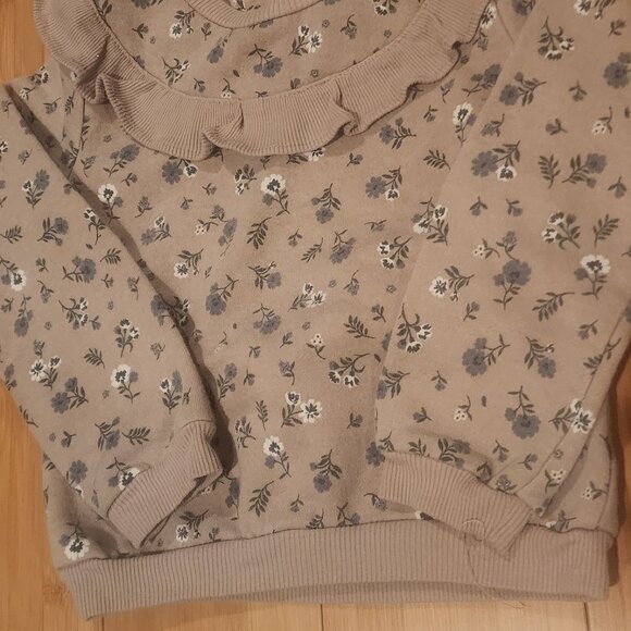 Girls Sweater size 5 - Picture 3 of 5